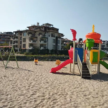 Lozenets Oasis Beach 165 Sq M 1 Floor With 2 Bedrooms * Lozenec